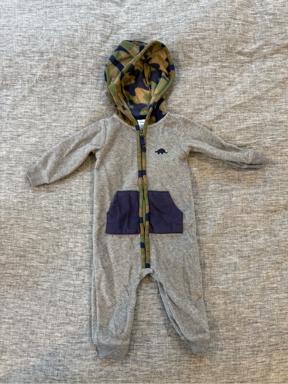 Carter’s fleece coverall 12m